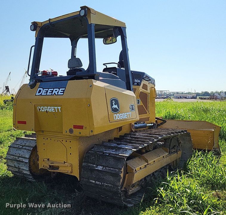 image for item DP5252 2019 John Deere 550K LGP  dozer