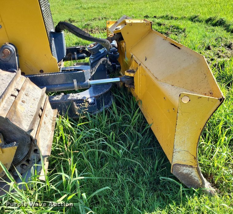 image for item DP5252 2019 John Deere 550K LGP  dozer