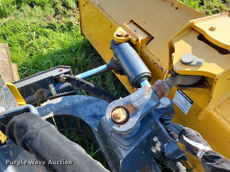 image for item DP5252 2019 John Deere 550K LGP  dozer