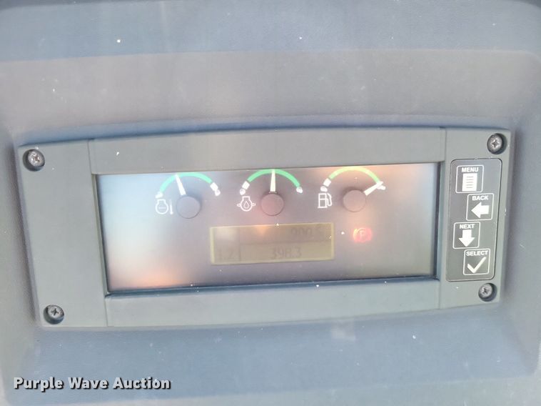 image for item DP5252 2019 John Deere 550K LGP  dozer