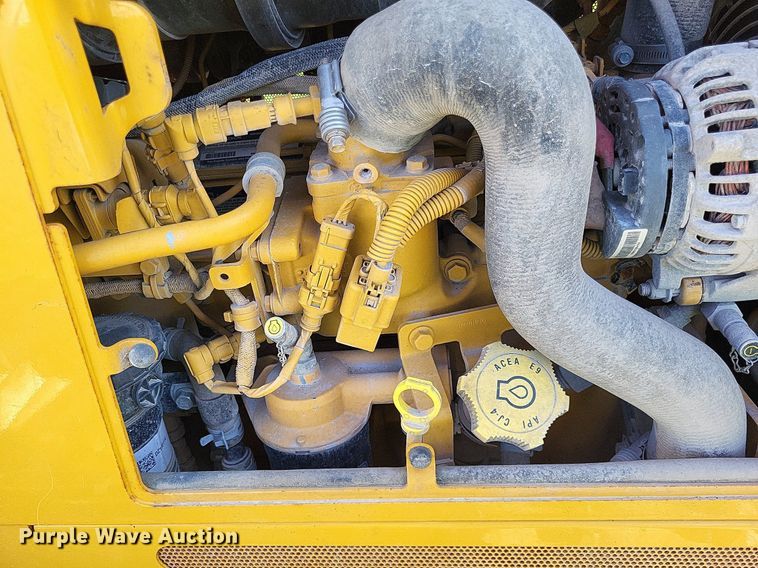 image for item DP5252 2019 John Deere 550K LGP  dozer