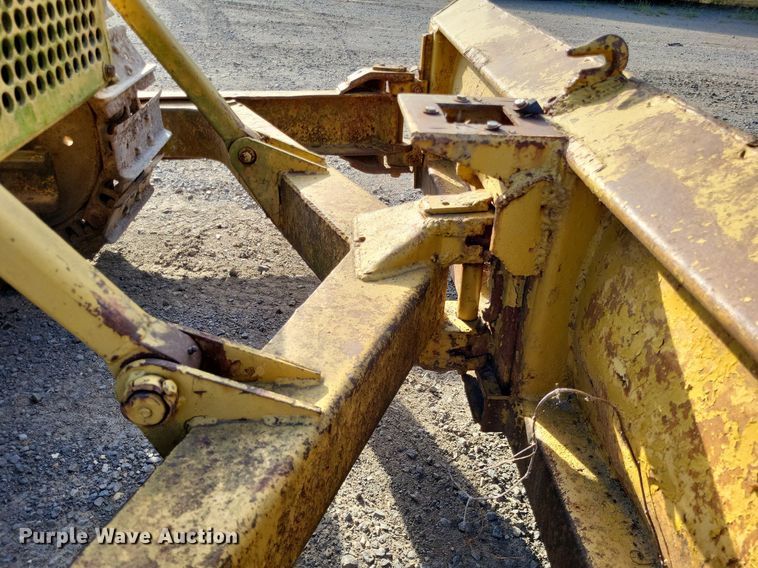 image for item DP5268 1971 International TD7C dozer