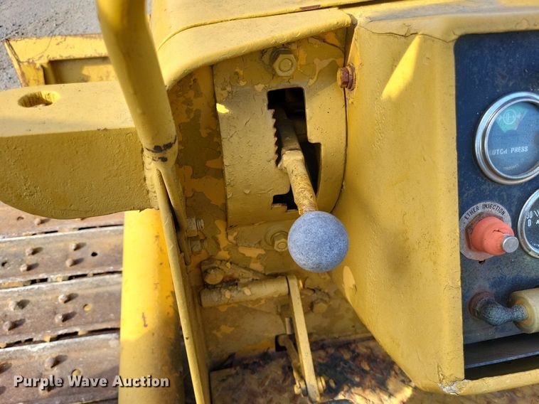 image for item DP5268 1971 International TD7C dozer