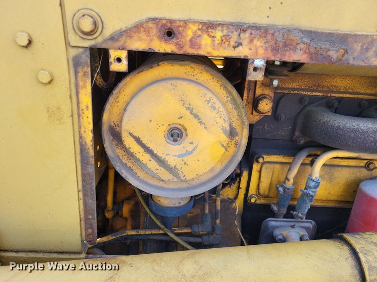 image for item DP5268 1971 International TD7C dozer