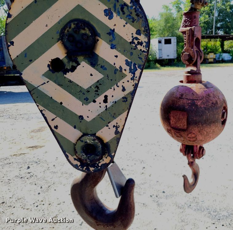 image for item DP5270 1978 Grove TMS300LP  crane