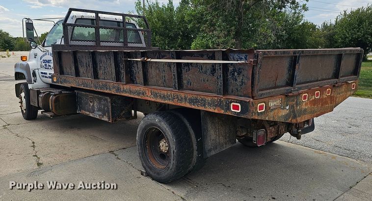 image for item DQ0210 1994 GMC TopKick  dump flatbed truck