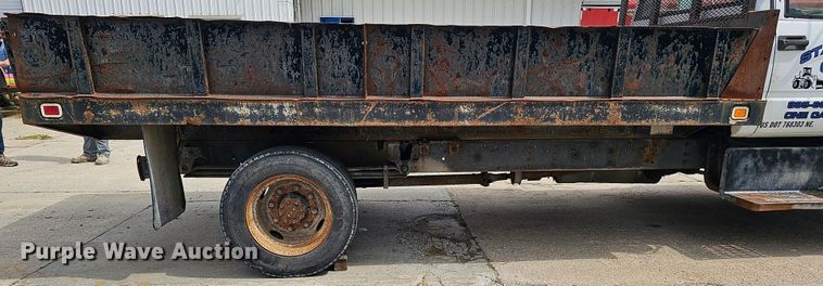 image for item DQ0210 1994 GMC TopKick  dump flatbed truck