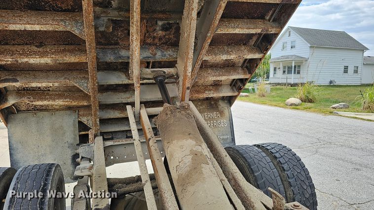 image for item DQ0210 1994 GMC TopKick  dump flatbed truck