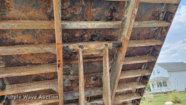 image for item DQ0210 1994 GMC TopKick  dump flatbed truck