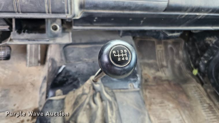 image for item DQ0210 1994 GMC TopKick  dump flatbed truck