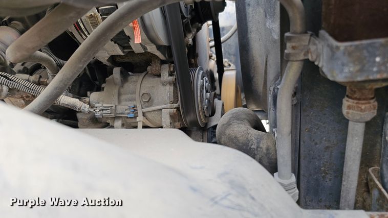 image for item DQ0210 1994 GMC TopKick  dump flatbed truck