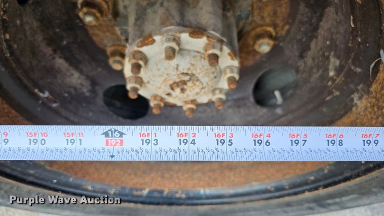 image for item DQ0210 1994 GMC TopKick  dump flatbed truck