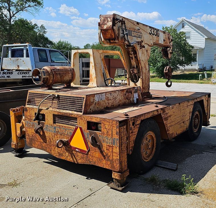 image for item DQ0214 1980 Drott 3330  crane