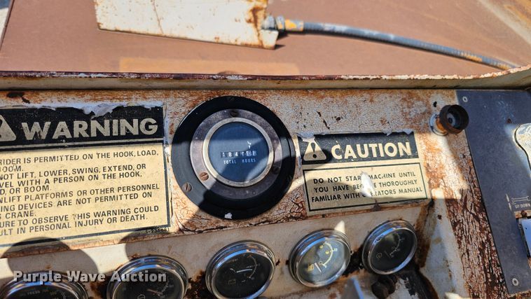 image for item DQ0214 1980 Drott 3330  crane