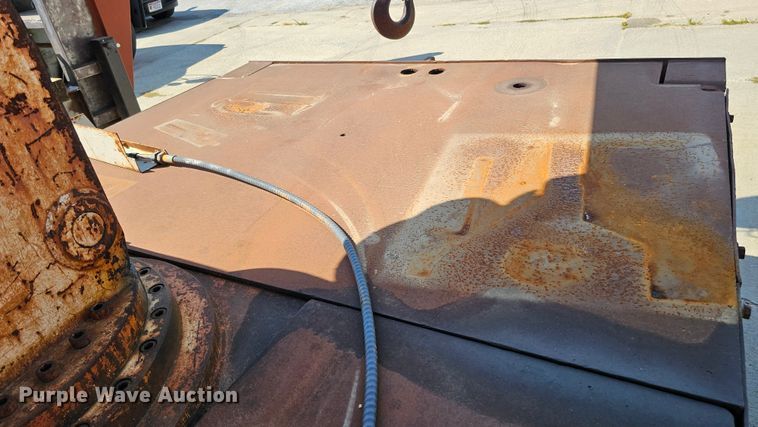 image for item DQ0214 1980 Drott 3330  crane