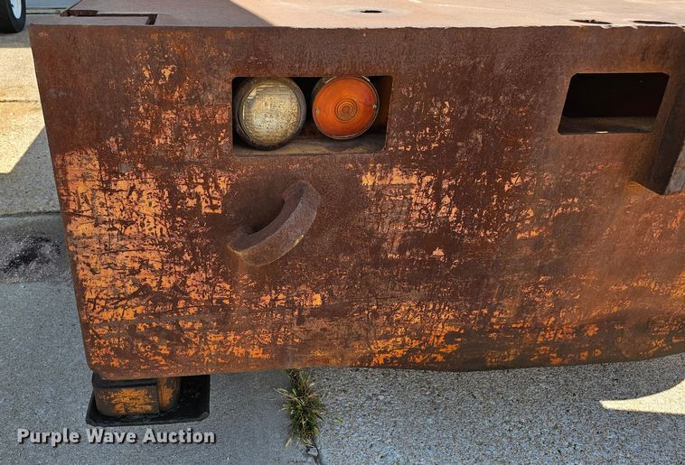 image for item DQ0214 1980 Drott 3330  crane