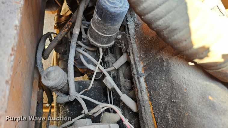 image for item DQ0214 1980 Drott 3330  crane