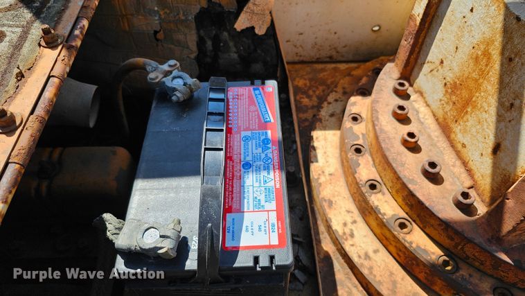 image for item DQ0214 1980 Drott 3330  crane