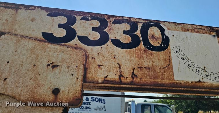 image for item DQ0214 1980 Drott 3330  crane