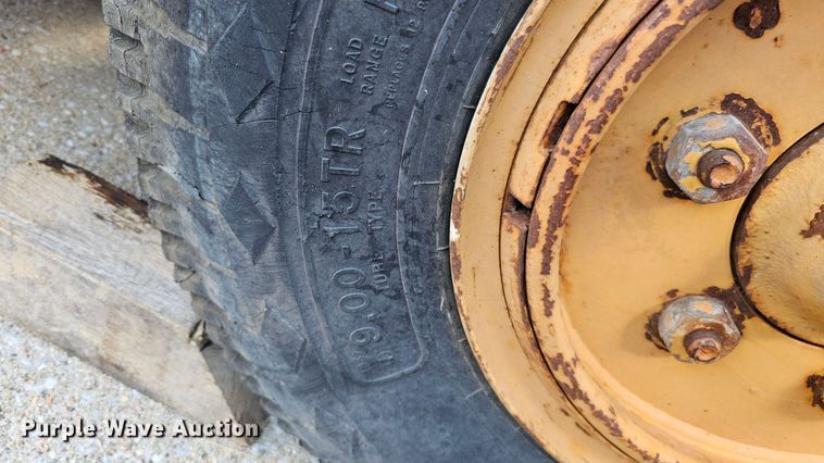 image for item DQ0214 1980 Drott 3330  crane