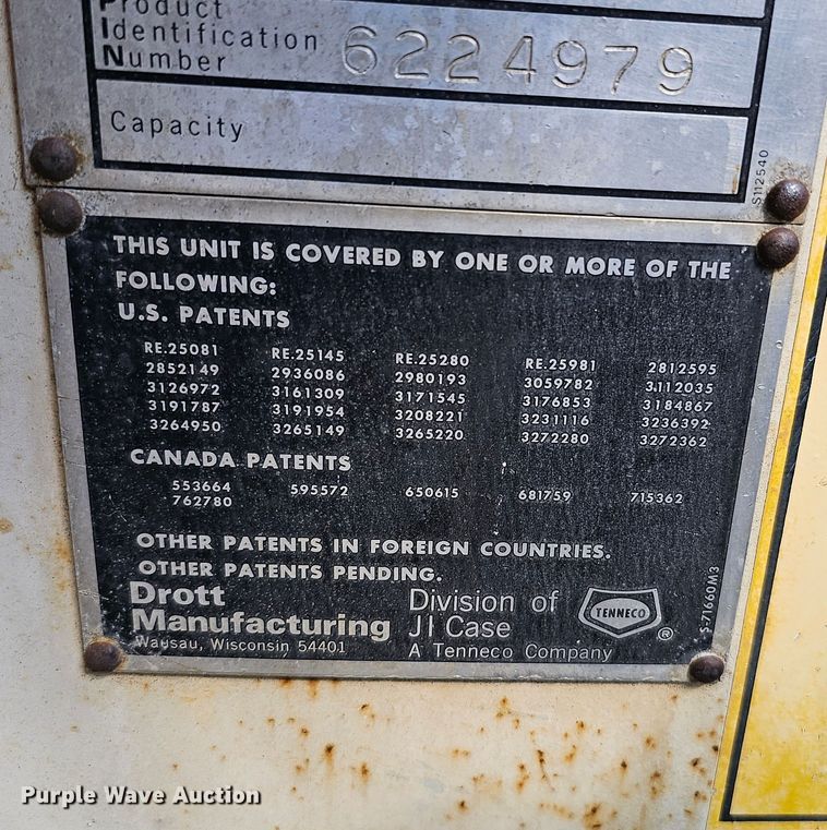 image for item DQ0214 1980 Drott 3330  crane