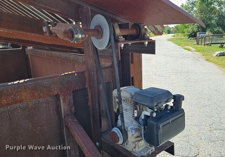 image for item DQ0227 Shop built grizzly bar