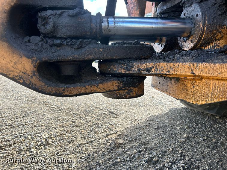 image for item DQ0916 2010 Case 580 Super M  backhoe