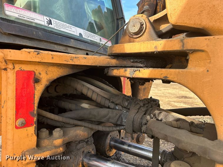 image for item DQ0916 2010 Case 580 Super M  backhoe