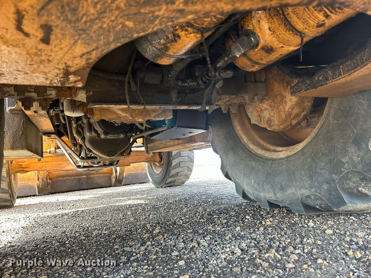 image for item DQ0916 2010 Case 580 Super M  backhoe