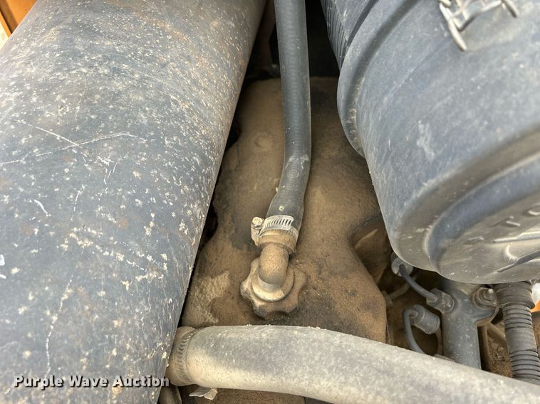 image for item DQ0916 2010 Case 580 Super M  backhoe