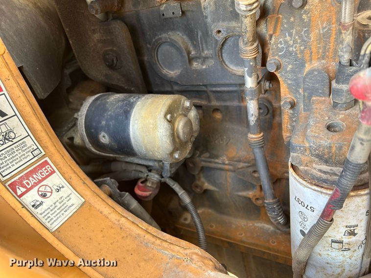 image for item DQ0916 2010 Case 580 Super M  backhoe