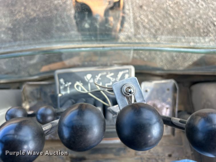 image for item DQ0916 2010 Case 580 Super M  backhoe