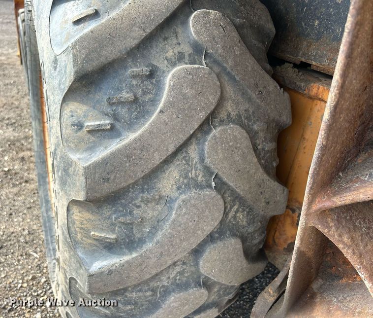 image for item DQ0916 2010 Case 580 Super M  backhoe