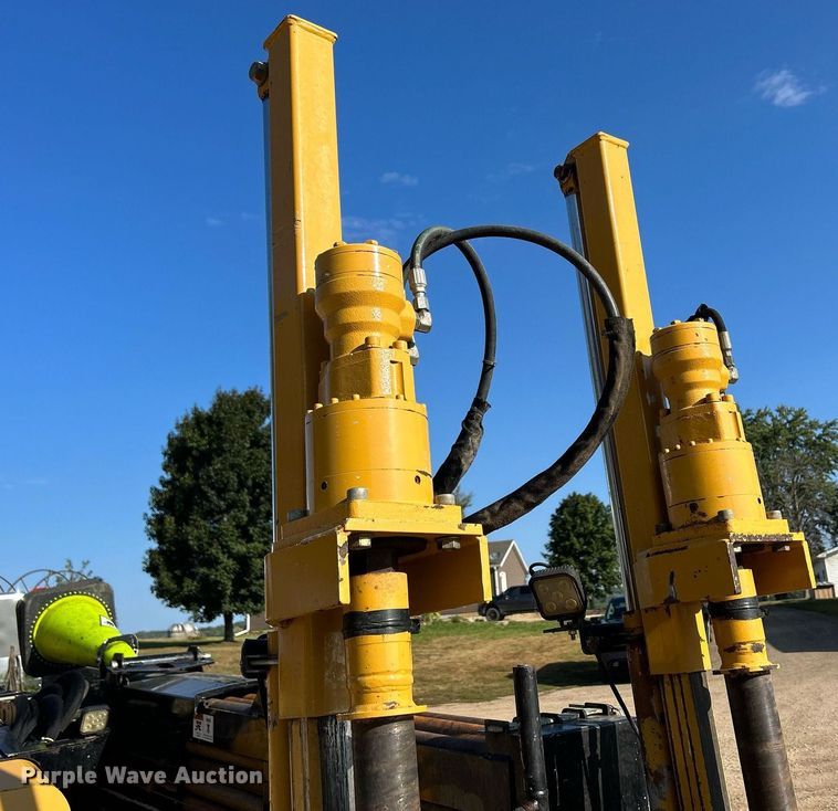 image for item DQ0927 2019 Vermeer D20X22III  directional boring unit