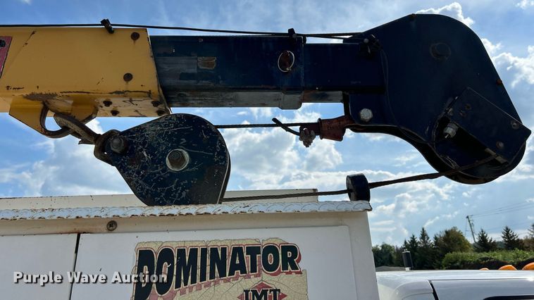 image for item DQ0946 2001 Ford F550 XL Super Duty  utility / service truck