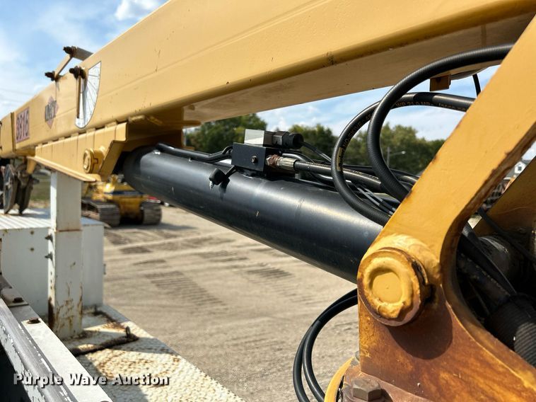 image for item DQ0946 2001 Ford F550 XL Super Duty  utility / service truck