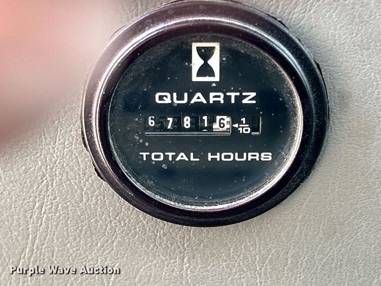 image for item DQ0946 2001 Ford F550 XL Super Duty  utility / service truck