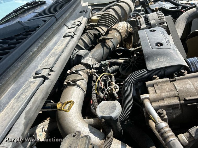 image for item DQ0946 2001 Ford F550 XL Super Duty  utility / service truck