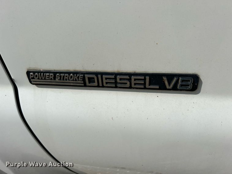 image for item DQ0946 2001 Ford F550 XL Super Duty  utility / service truck