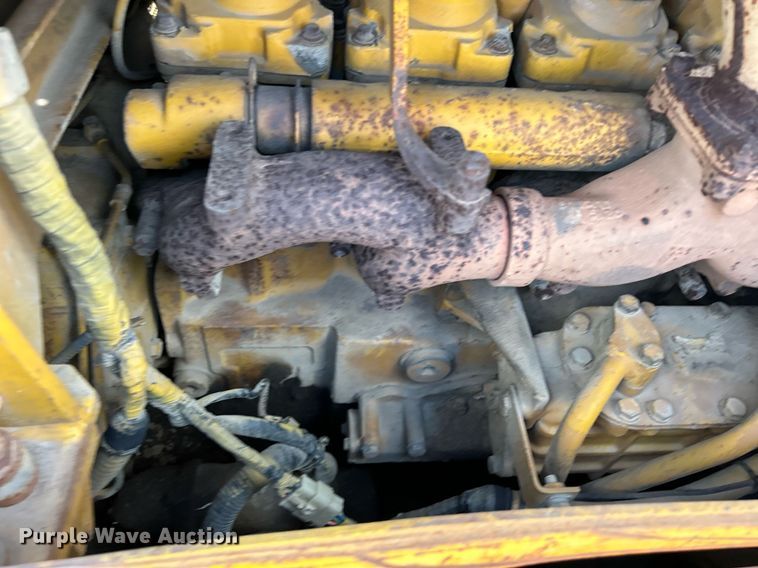 image for item DQ0947 1989 Komatsu D68P-1  dozer