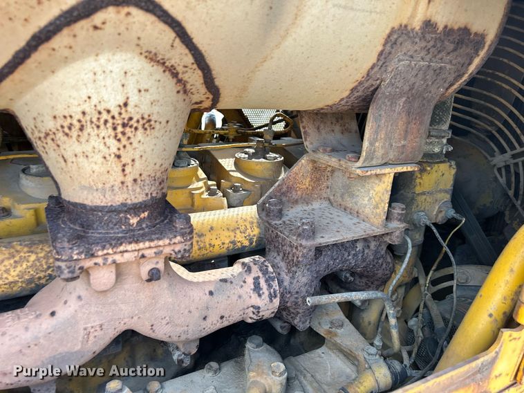 image for item DQ0947 1989 Komatsu D68P-1  dozer