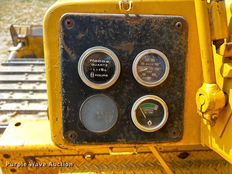 image for item DQ0947 1989 Komatsu D68P-1  dozer