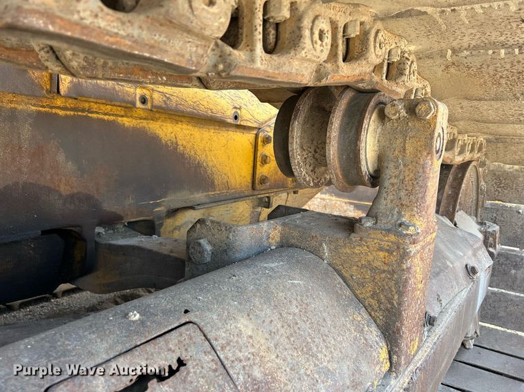 image for item DQ0947 1989 Komatsu D68P-1  dozer