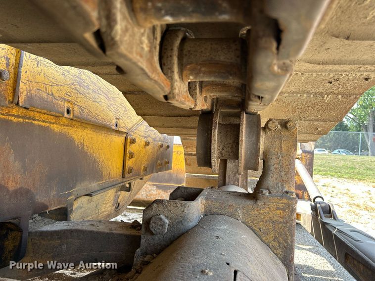 image for item DQ0947 1989 Komatsu D68P-1  dozer