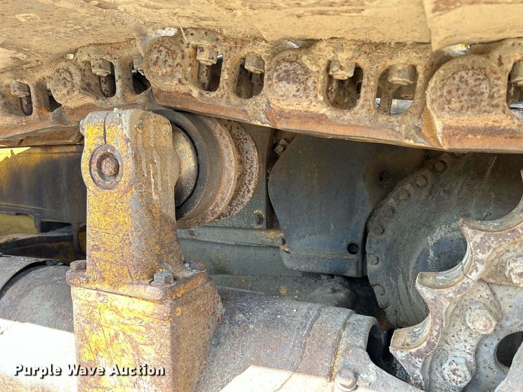 image for item DQ0947 1989 Komatsu D68P-1  dozer