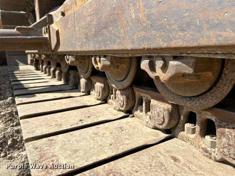 image for item DQ0947 1989 Komatsu D68P-1  dozer