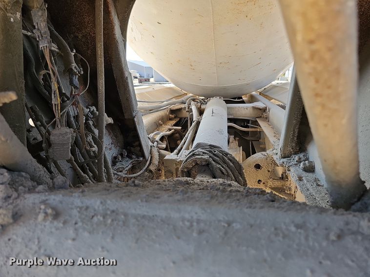 image for item DQ1087 1993 Mack RD960S  ready mix truck