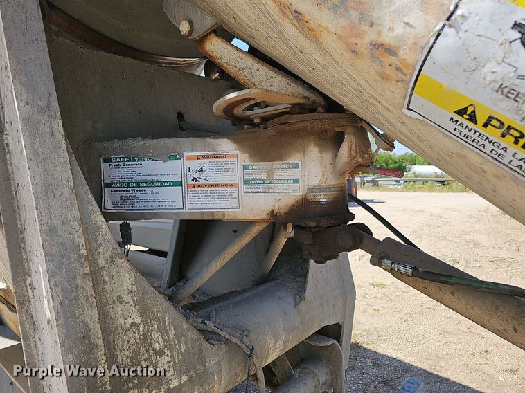 image for item DQ1087 1993 Mack RD960S  ready mix truck