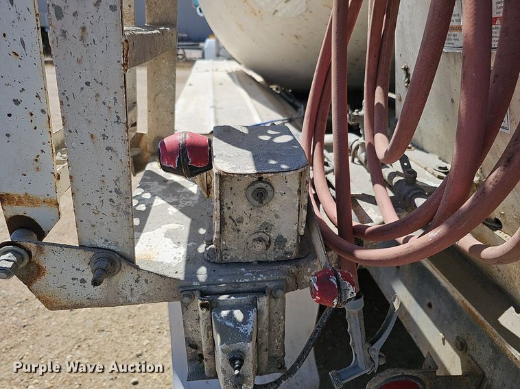 image for item DQ1087 1993 Mack RD960S  ready mix truck