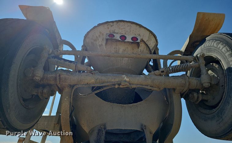 image for item DQ1087 1993 Mack RD960S  ready mix truck